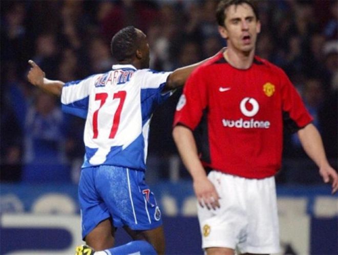 热刺传奇批评列维：花很多钱修球场，却不愿意花钱买球员提升阵容.